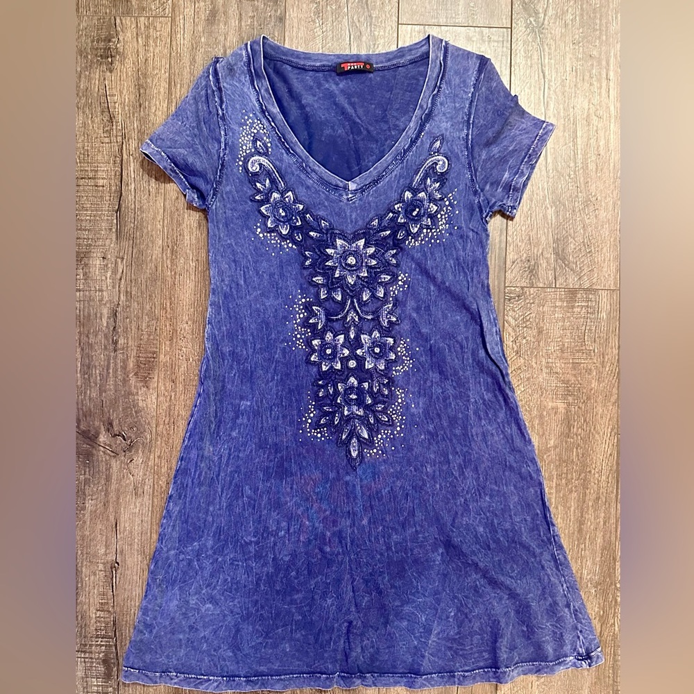 Cute T -Shirt style dress by T Party - Small